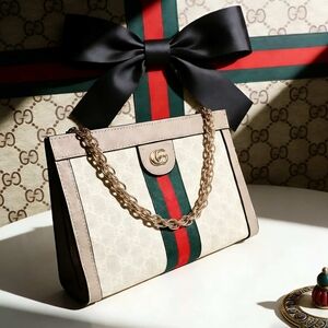 Gucci Ophidia Medium Bag in Cream